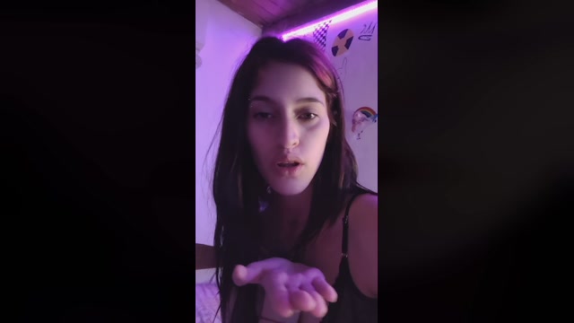 Skinnycleo  09-06-2022